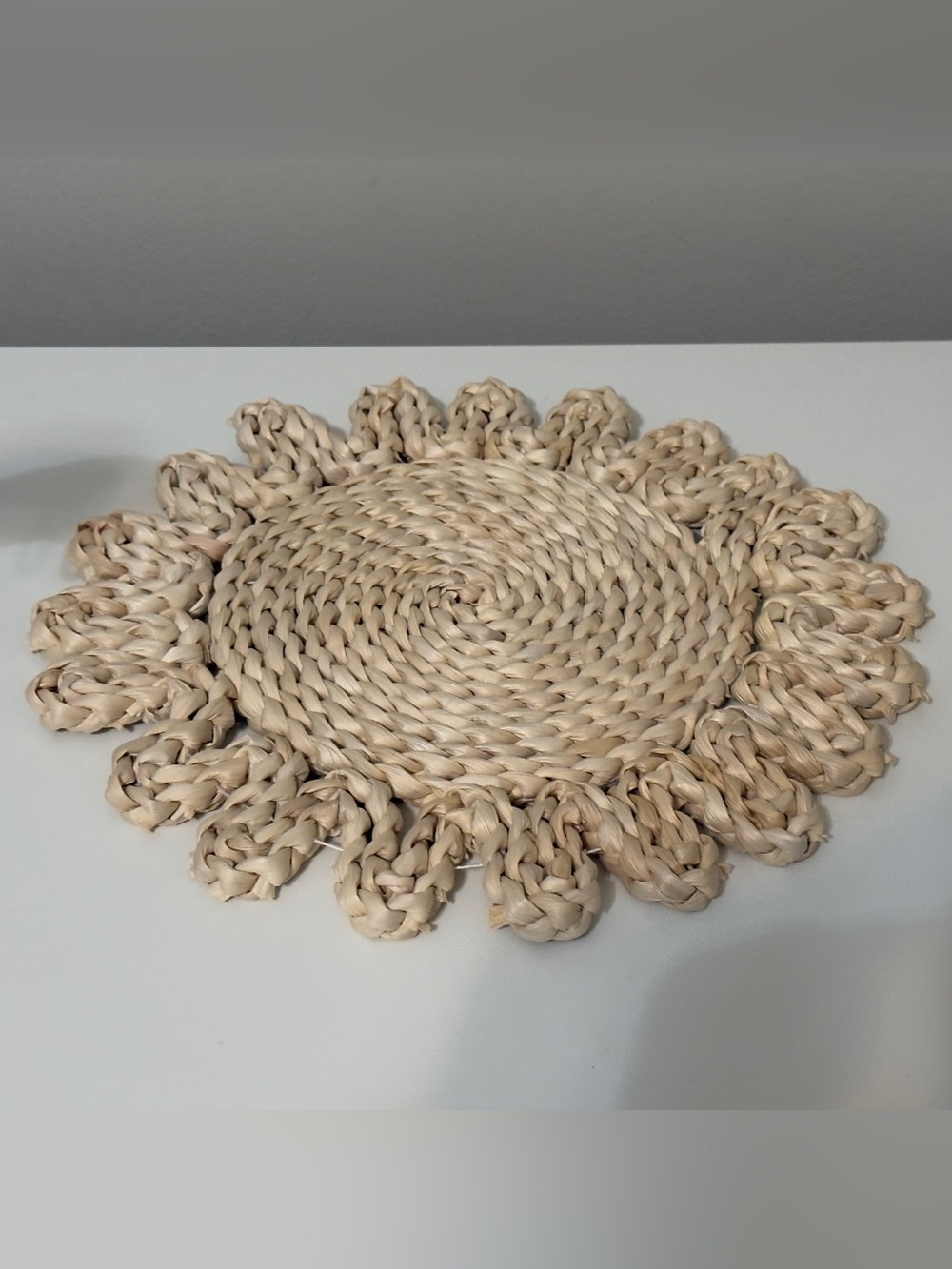 Woven Sunflower Placemat - Natural Straw